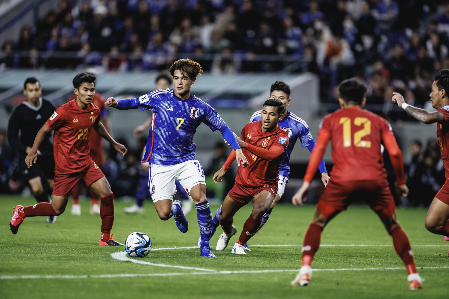 ミャンマー戦の後半から鎌田大地に変わってピッチに投入された佐野海舟 　©︎Kiichi Matsumoto