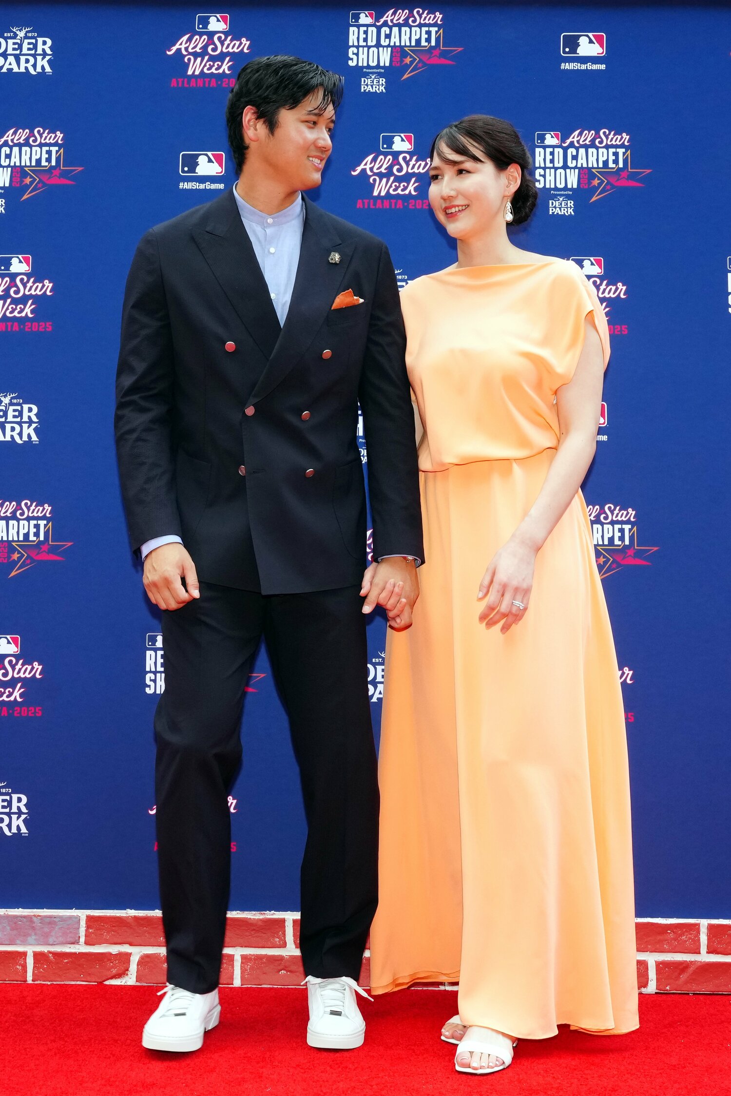 2025年オールスターレッドカーペットでの2人　©Getty Images