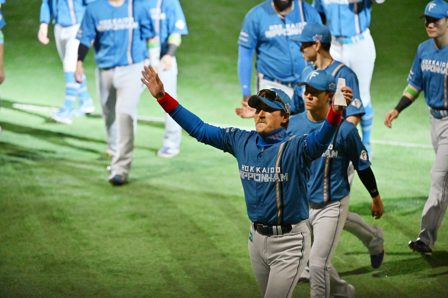 「監督の歩き方がカッコいいなと思って。堂々と歩いているというか…」（伊藤大海）　©︎Hideki Sugiyama