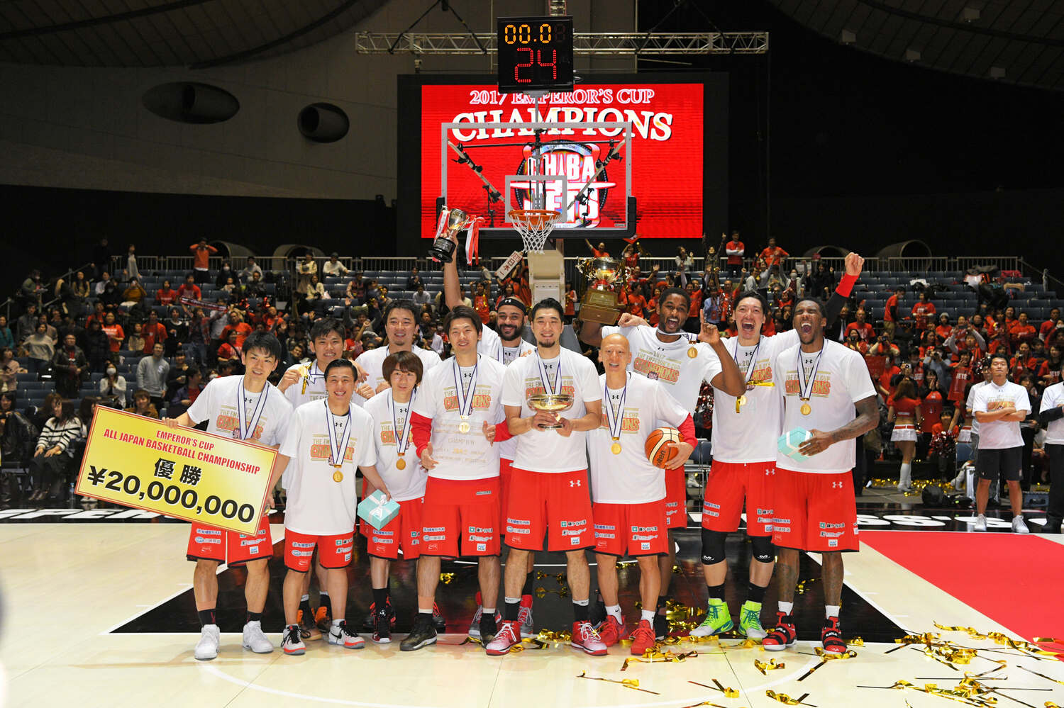 全日本総合バスケットボール選手権を制した千葉ジェッツ ©AFLO SPORT