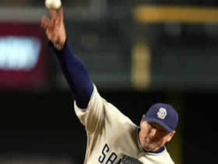 セーブ記録を目前にしたホフマンの存在感。＜Number Web＞ photograph by Yukihito Taguchi