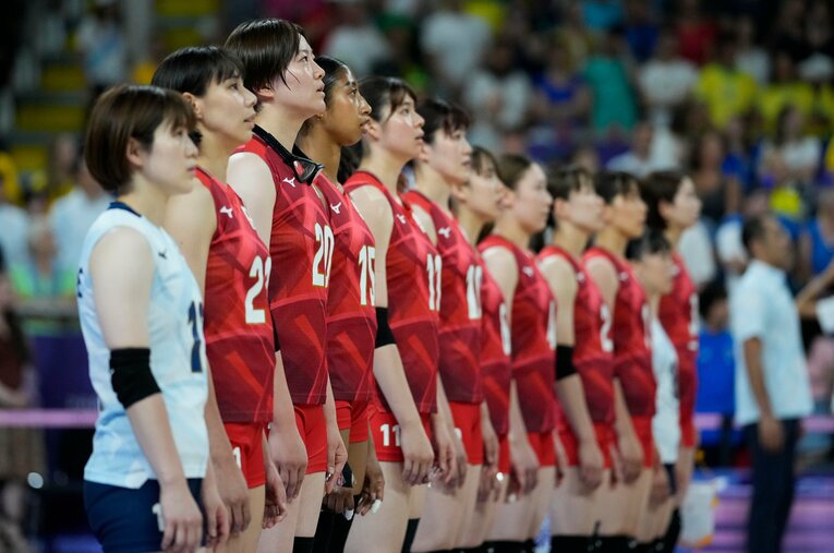 パリ五輪では惜しくも予選ラウンド敗退となったバレーボール女子日本代表 ／ photograph by AP/AFLO