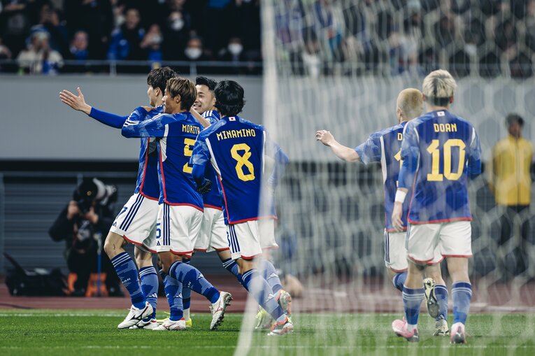 正確なシュートでゴールネットを揺らした田中碧　©Kiichi Matsumoto/JMPA