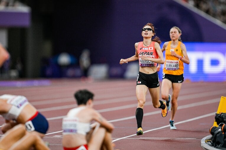 東京世界陸上女子5000m予選での田中希実と山本有真　©Nanae Suzuki