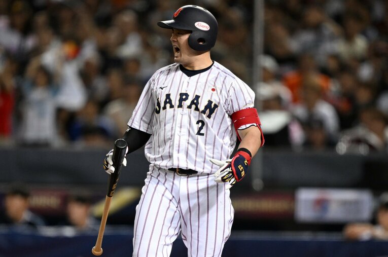 プレミア12では侍ジャパンの6番打者として起用されている牧秀悟。ポイントゲッターとしてここまで勝負強さを発揮している ／ photograph by JIJI PRESS