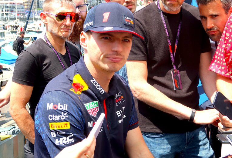ホンダの発表直後のレースだっただけに、モナコでのフェルスタッペンはいつも以上にメディアの関心を集めた　©Masahiro Owari