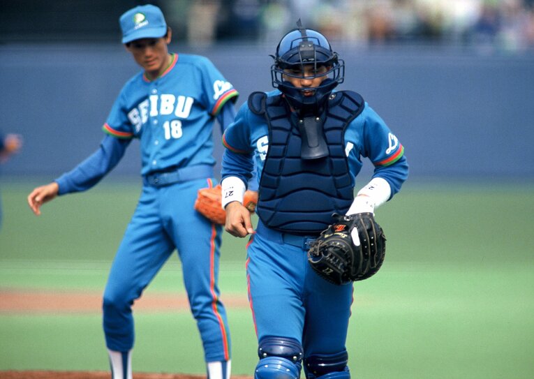 西武一筋で通算2379試合に出場した伊東勤。監督としても西武を率いて2004年に日本一を達成した　©BUNGEISHUNJU