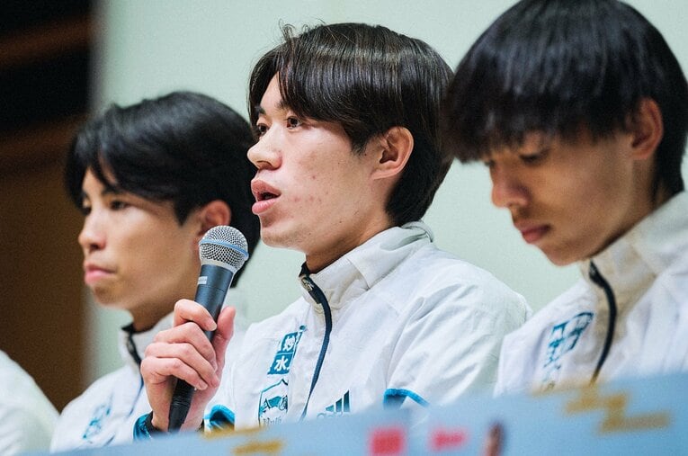急遽の出走にもかかわらず4区で区間3位と好走した青学大の平松享祐。監督の指示をあえてスルーした英断が大逆転を生んだ ／ photograph by Yuki Suenaga