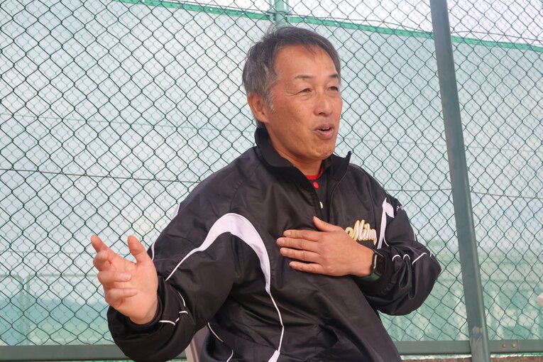 ブラジル・サンパウロでの野球指導の経験を振り返る今泉監督　©Fumi Sawai