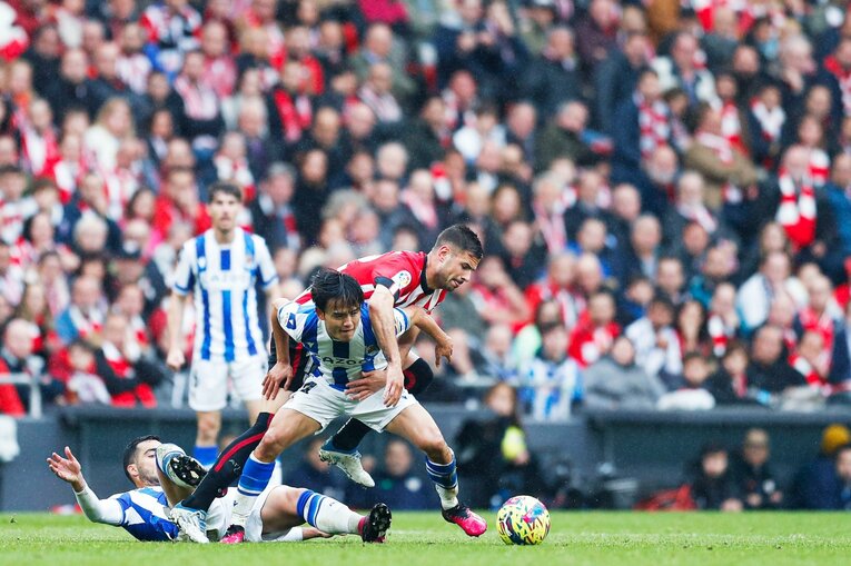 「クボには開幕前から…今はそれ以上の期待だ」MVP→徹底マークで不発も久保建英21歳“バスクダービー両軍サポの熱視線”をカメラマンは見た(44)