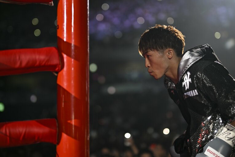 落ち着いた表情でリングインした井上尚弥　©︎Hiroaki Yamaguchi