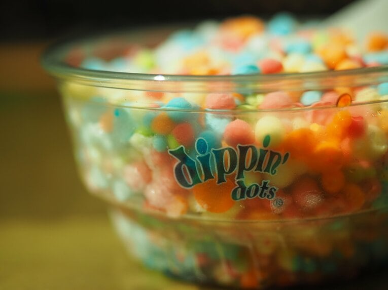 堀米が好んで食べていたという「Dippin' Dots」©︎Keigo Amemiya