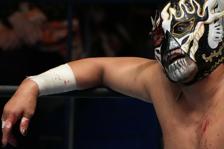 狂気に満ちた表情のエル・デスペラード