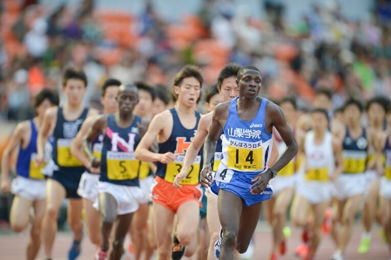 山梨学院大時代のオムワンバ　©Asami Enomoto