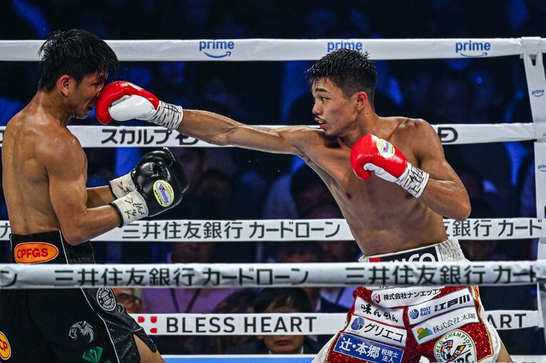 中谷潤人vs.ペッチ・ソー・チットパッタナ（WBC世界バンタム級タイトルマッチ）©Takuya Sugiyama