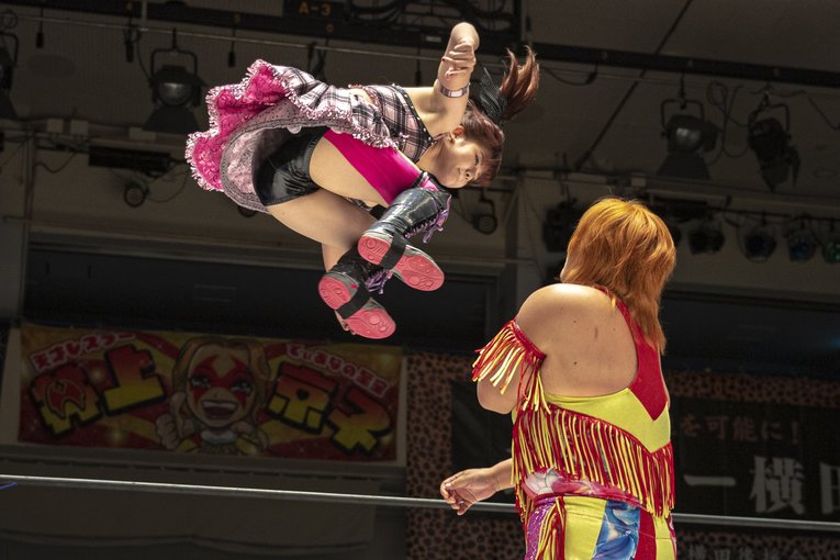 神取＆アジャ＆“W井上”！ レジェンドたちが若手精鋭軍との「3本勝負」で必殺技連発…“お祭り”カードに見た歴史的意義とは？(37)