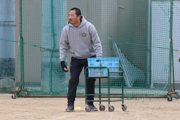 市岡高校を率いる野口監督　©Fumi Sawai