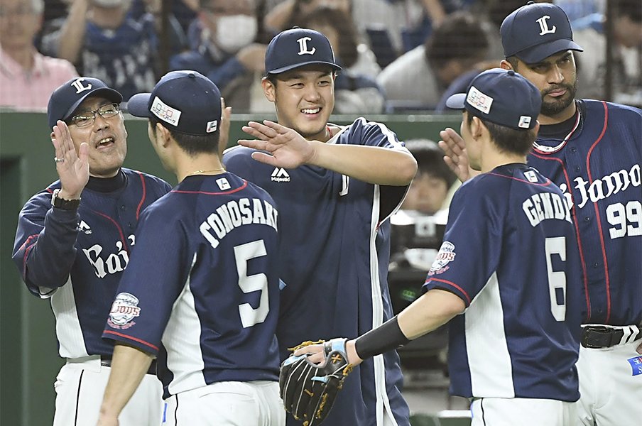 西武・高橋光成の話し方が変わった。結果と原因に「なぜ」を探す思考力。<Number Web> photograph by Kyodo News