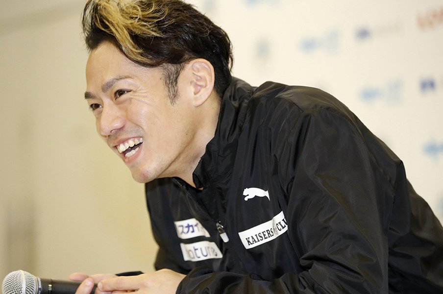 高橋大輔、アイスダンス転向!待ち受ける「最大の試練」とは?<Number Web> photograph by KYODO