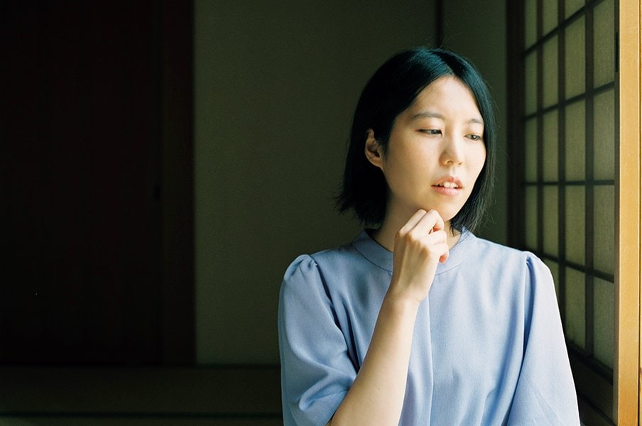 <最強女流の胸のうち>里見香奈「腹立たしいけど、好きだから」<Number Web> photograph by Ai Hirano