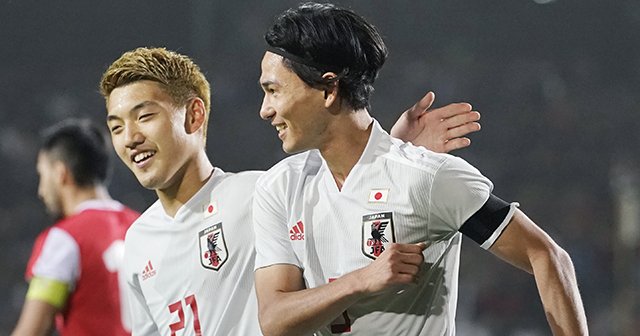 福西崇史が称賛。タジキスタンから戦意を奪った「南野と鎌田の関係性」。