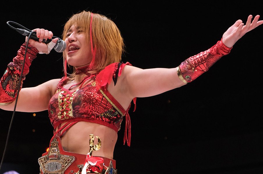 「女子プロレスを背負って立つ」スターダム王者・朱里が語る“朱いベルト”への思い…岩谷麻優戦で「ドローは絶対に嫌だった」理由とは?<Number Web> photograph by Norihiro Hashimoto