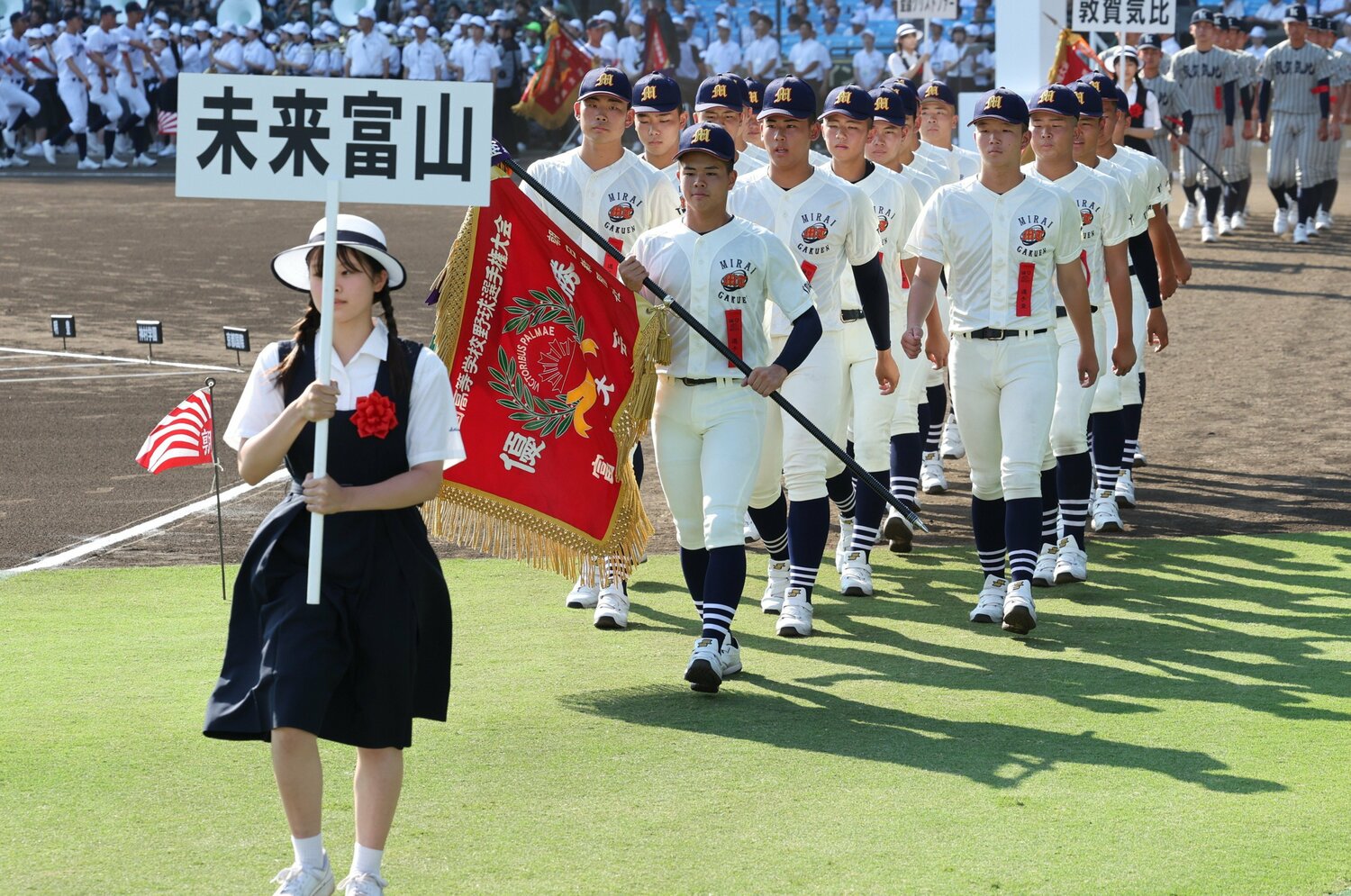 甲子園で話題…「未来富山高校」ってナンだった？「地元出身者は1人だけ」「監督は元プロ選手の息子」ナゾの通信制高校が”創部8年”で全国出場の秘話＜Number Web＞ photograph by JIJI PRESS