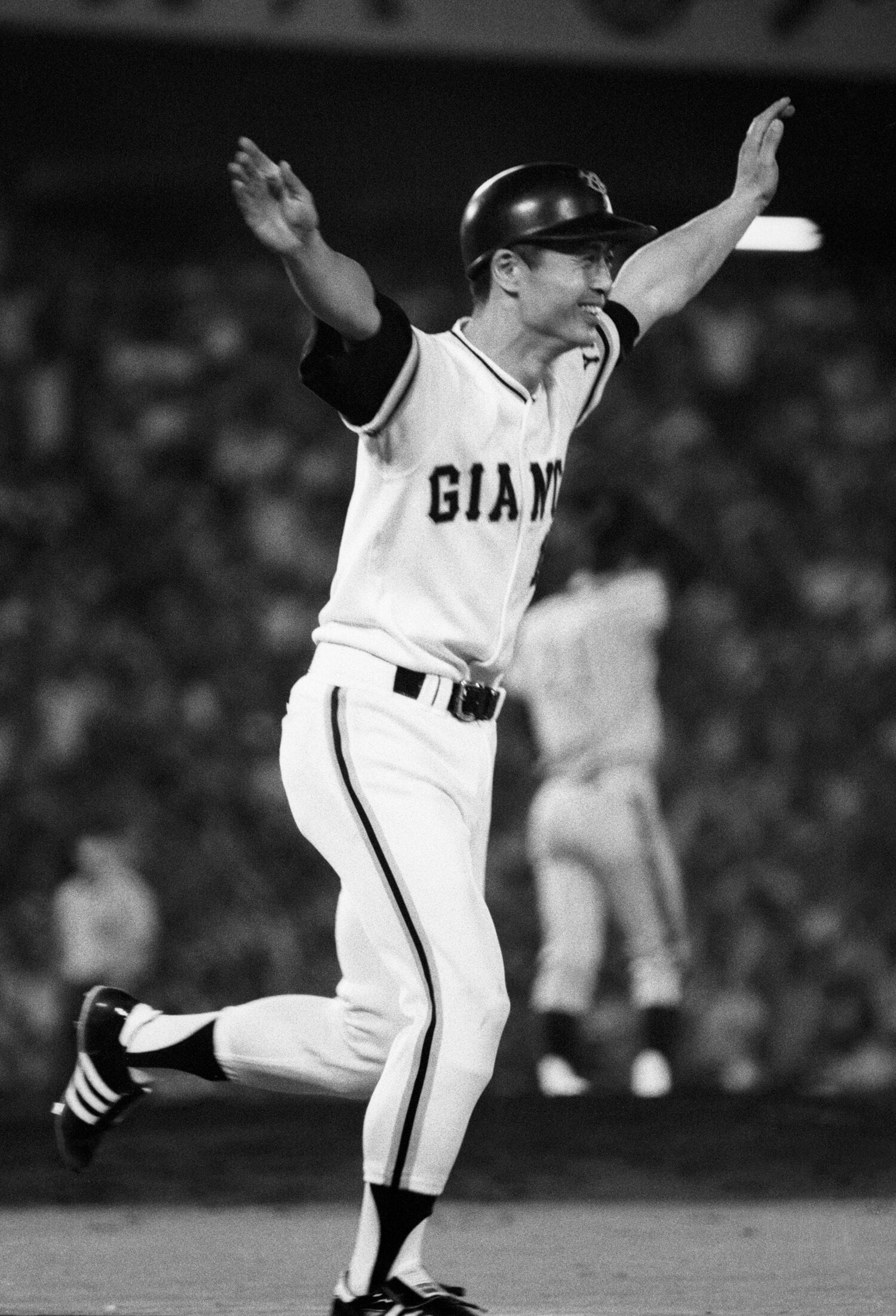 1977年9月3日、巨人・王貞治の756号はヤクルトの鈴木康二朗から放ったものだった　©JIJI PRESS