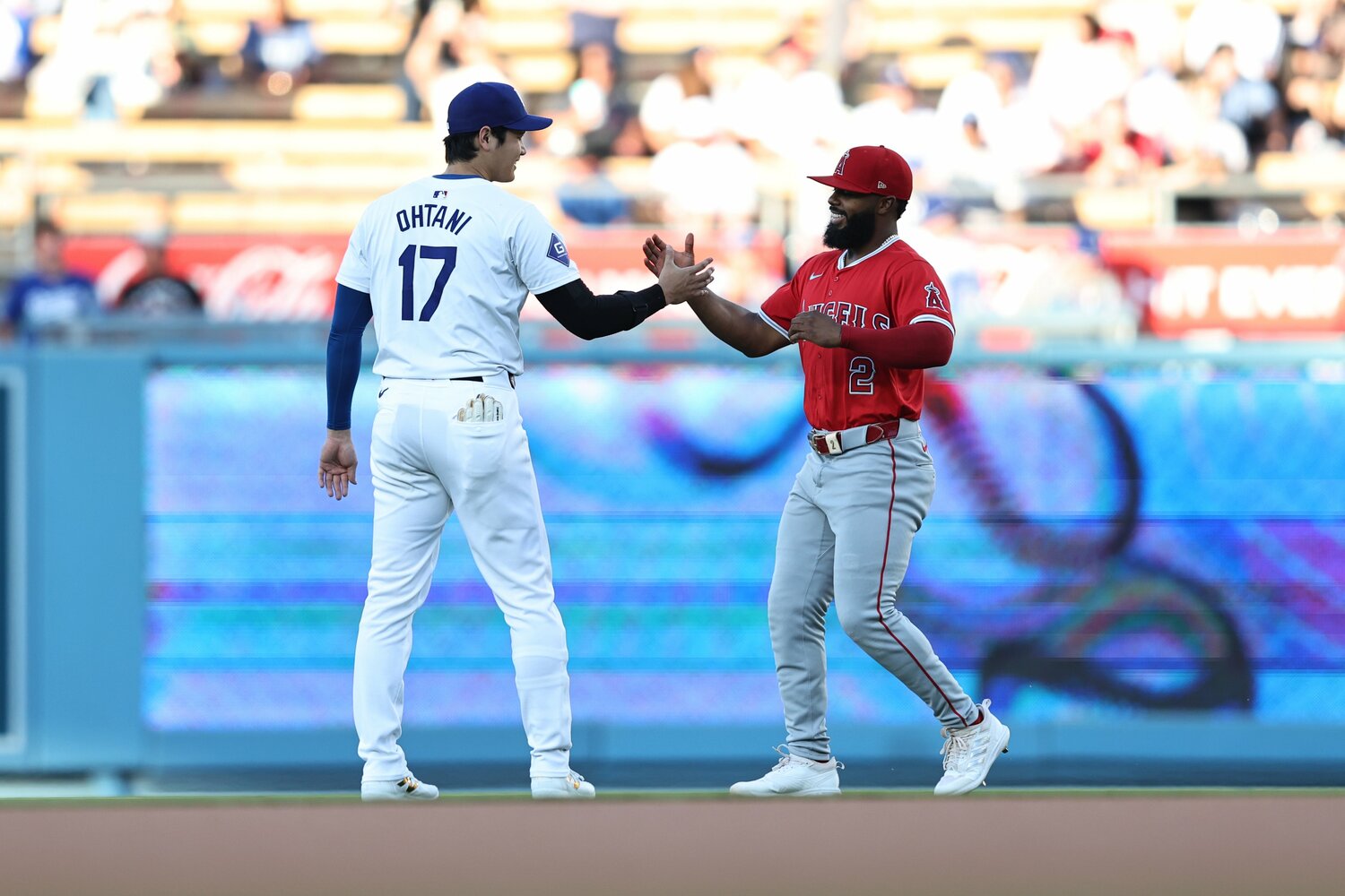 試合前にはレンヒーフォとの再会を喜ぶ　©Getty Images
