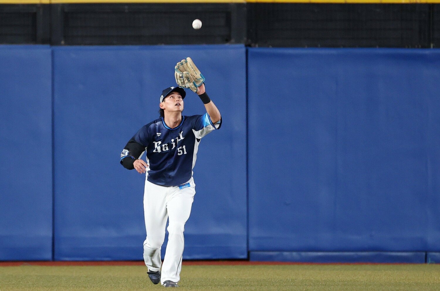 外野守備はプロ入り後に磨きをかけた　©JIJI PRESS