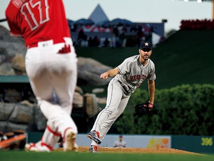 大谷翔平が3三振して笑った、バーランダーの「品のある球」。～サイ・ヤング賞投手も大谷を特別視～＜Number Web＞ photograph by Yukihito Taguchi