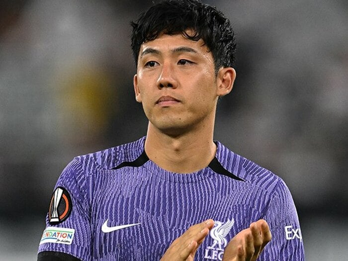 “現地報道は辛口”だけでは見えない遠藤航30歳リバプールEL初戦の背景「失ってはダメですが…」クロップ監督も「ミス自体はあり得るぞ、と」＜Number Web＞ photograph by John Powell/Getty Images