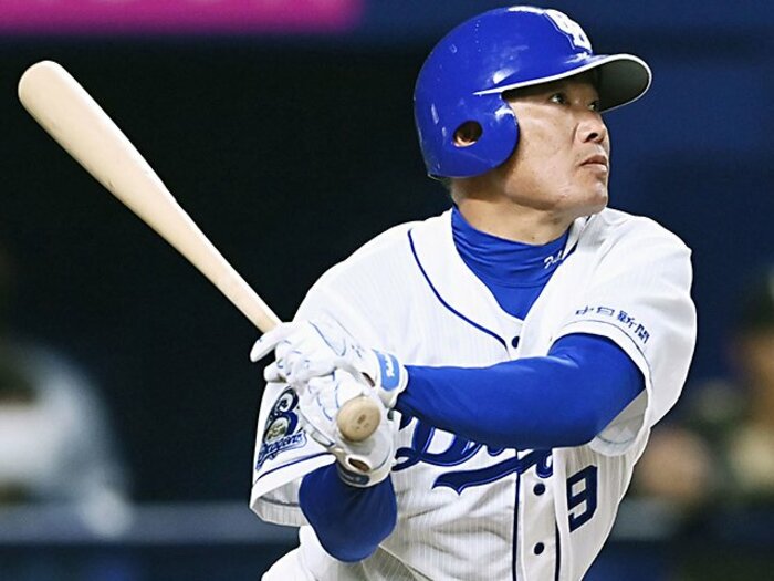 中日復帰・福留孝介43歳が“代打本塁打”…思い出すWBC韓国戦の劇的決勝2ラン「泣いてはいない。いないですけど…」<Number Web> photograph by Kyodo News