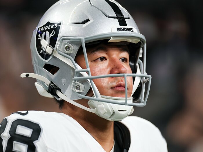 「NFLで日本選手が初得点」歴史的快挙も…それでもレイダース・松澤寛政に立ちはだかる“厳しい現実”のワケ　試合後に残った「1/3」という数字の意味は？＜Number Web＞ photograph by Naoki Kitagawa