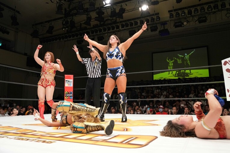 Sareeeがジュリアにフォール勝ち。エース組の敗北からマリーゴールドは始まった　©Essei Hara