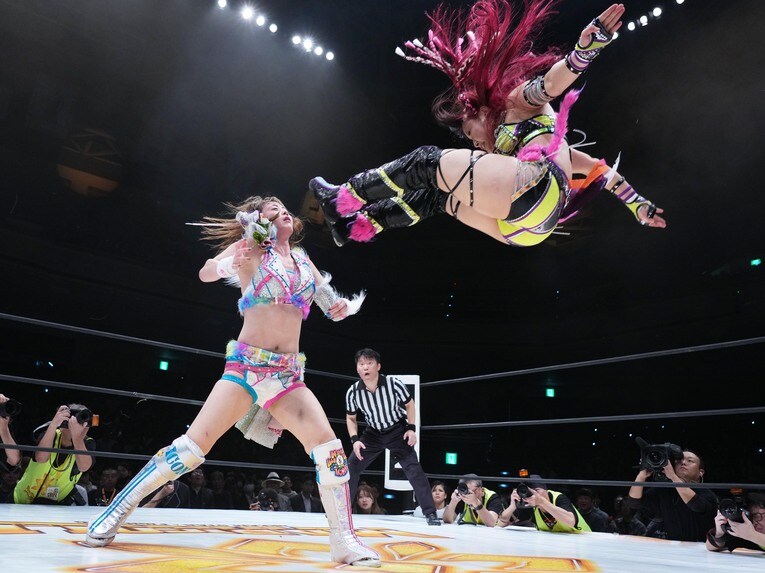 どうにでも飛べるイヨ・スカイ　©Essei Hara