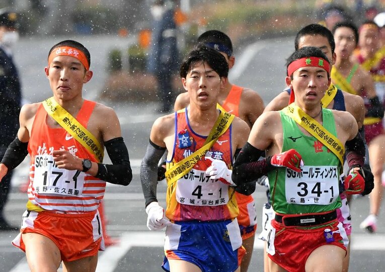 今年の箱根駅伝1区で15年ぶりに区間記録を塗り替えた中大・吉居大和の実弟である駿恭（仙台育英・中央） ／ photograph by JIJI PRESS