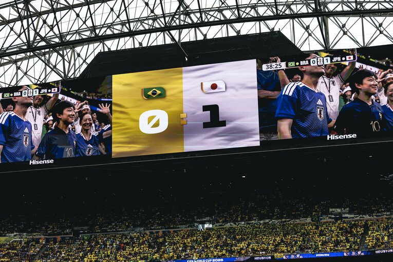 テレビに映らなかったブラジル戦真相…写真は右に続きます　©Kiichi Matsumoto/JMPA