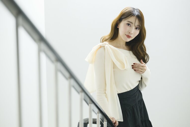 「1人目が生まれた時から旦那方のお母さんがこっちに来てくれていて、ずっとサポートしてもらっているんです」 ©Hirofumi Kamaya