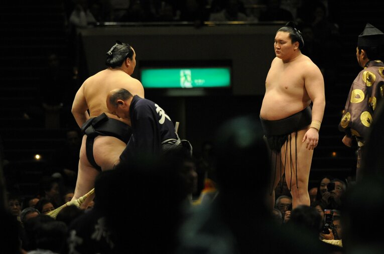 白鵬と朝青龍　©︎Takashi Shimizu