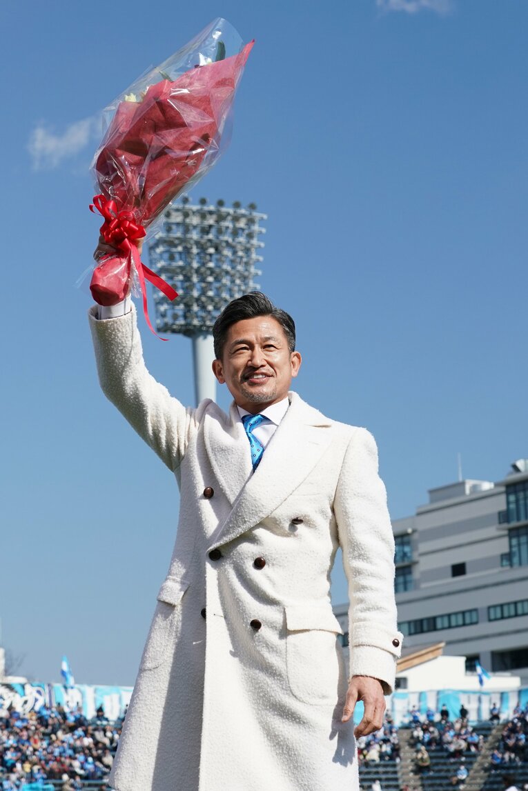 2月27日には横浜FCの試合に来場。サポーターに感謝の言葉を述べた　©Masashi Hara