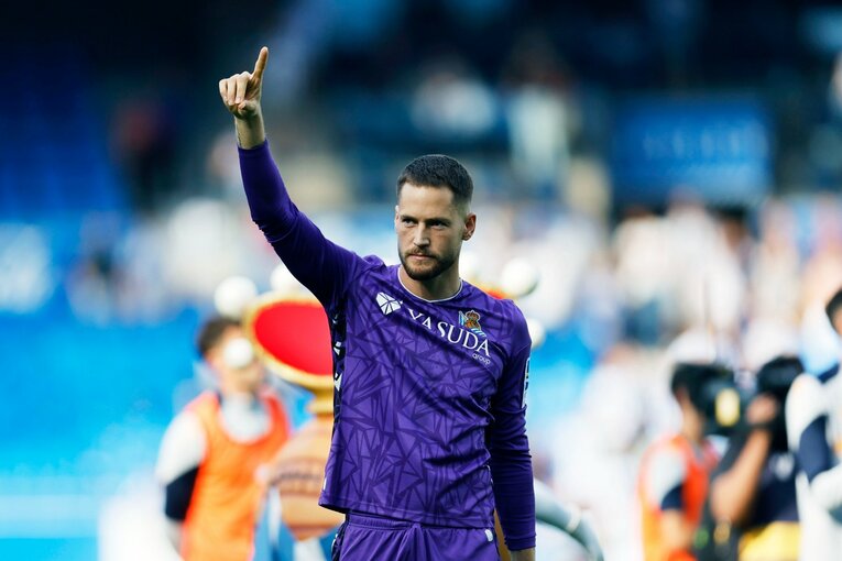 久保建英22歳“右サイド無双”はソシエダの拠り所「このゴールはタケのだ」指差し感謝のブライス…“動画に映らない”鮮烈MOMとバスクの風景(15)