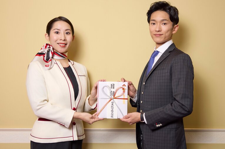 2025年『NumberMVP賞』はフォーエバーヤングと坂井瑠星騎手に決定！(1) ／ photograph by Kiichi Matsumoto