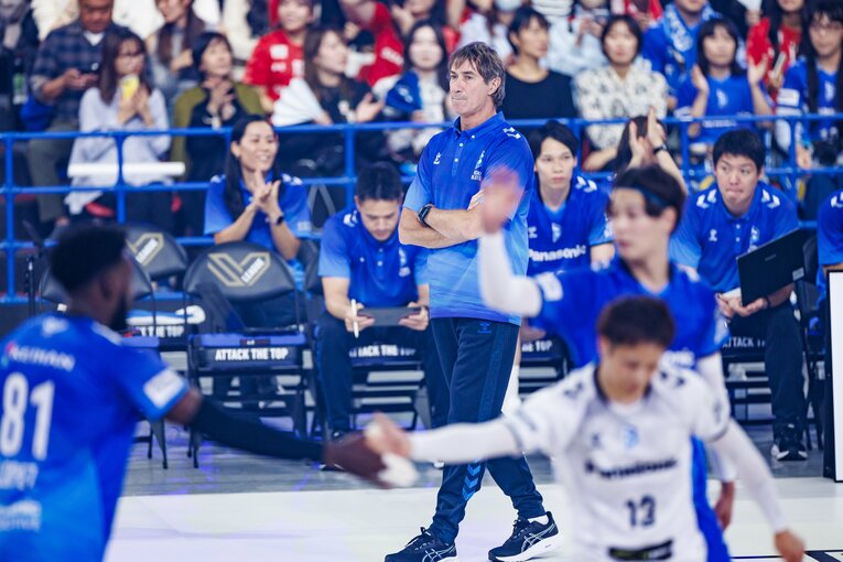 ロラン・ティリ監督（大阪ブルテオン）　©︎Kiichi Matsumoto