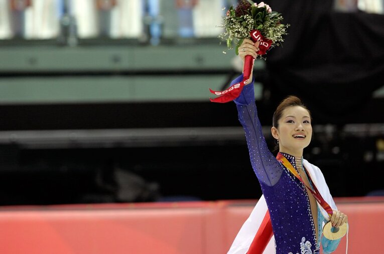 トリノ五輪の荒川静香 ／ photograph by Takuya Sugiyama