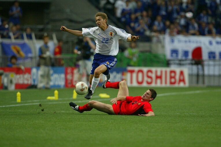 2002年日韓W杯でプレーする市川大祐　©JMPA
