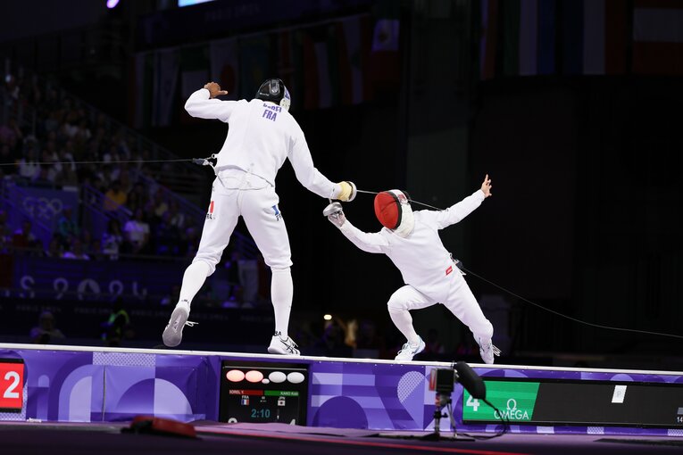 男子エペ個人決勝、加納虹輝vs.ヤニック・ボレル　©JMPA