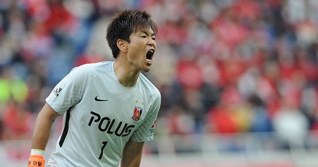 西川周作は代表漏れの瞬間、笑った。'22年W杯こそ正守護神になるため
