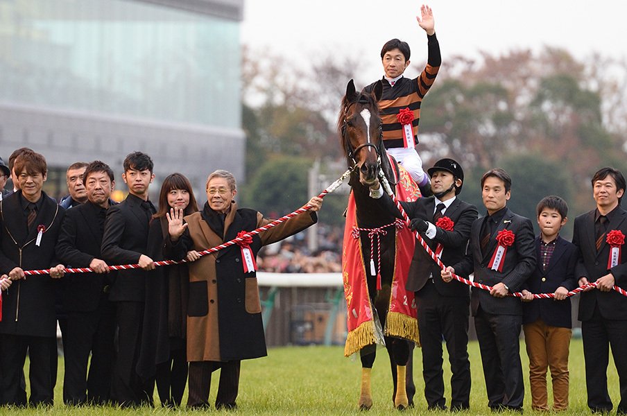 “キタサン”冠名の誕生秘話。北島三郎とこれまでの愛馬たち。<Number Web> photograph by Keiji Ishikawa