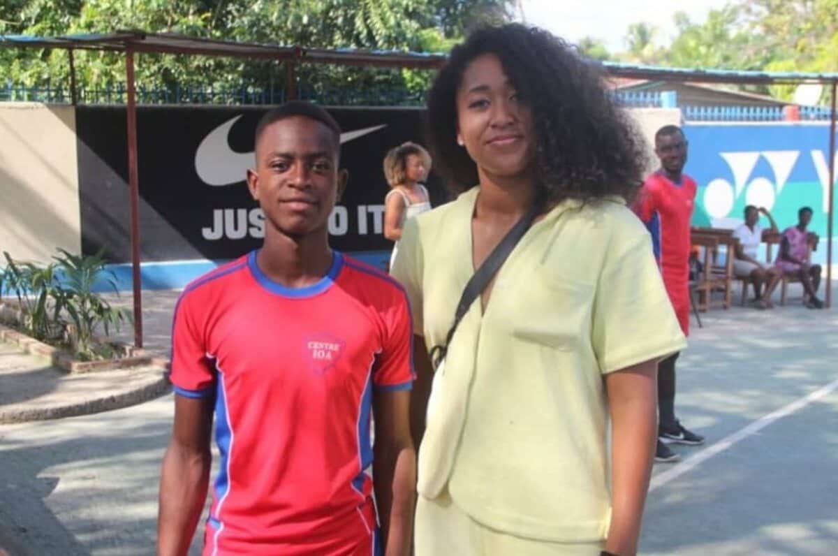 「大坂なおみ財団」の支援で、ハイチのテニス少年は日本に渡った